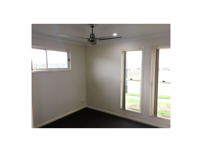 31 Greenwich Avenue, Pimpama QLD 4209