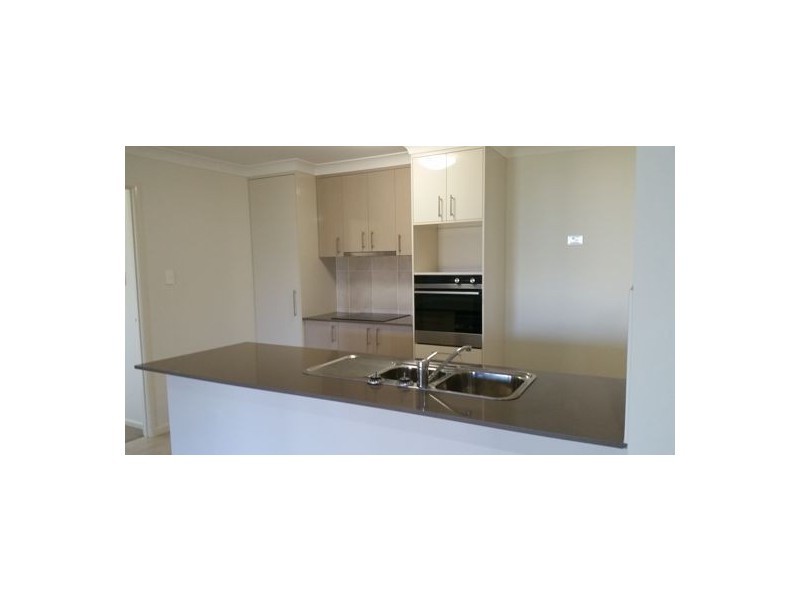 6 Brahminy CT, River Heads QLD 4655