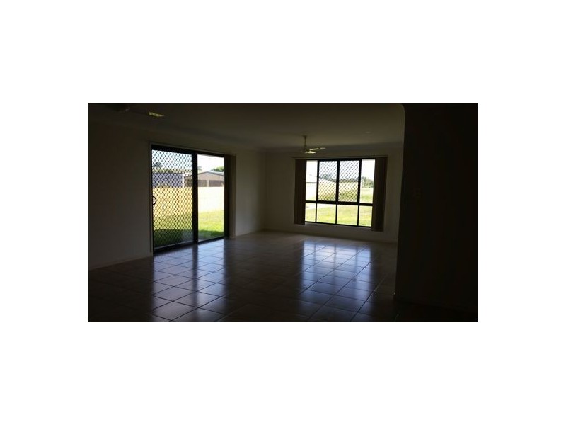 6 Brahminy CT, River Heads QLD 4655
