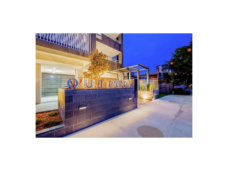 401 15 Norman Street, Southport QLD 4215