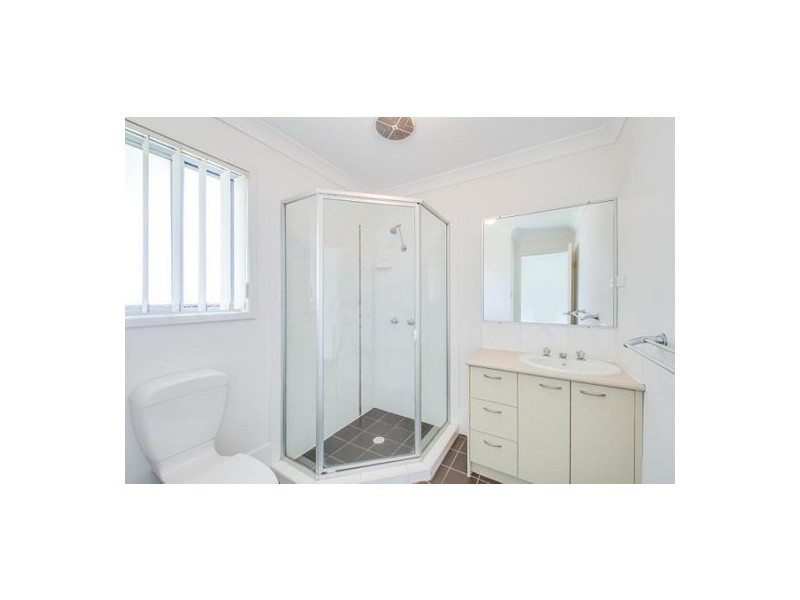 13 6 Myrtle Cresecent, Bridgeman Downs QLD 4035