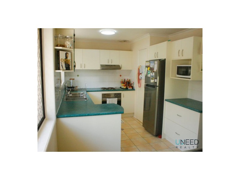 8 Headland Street, Sunnybank QLD 4109