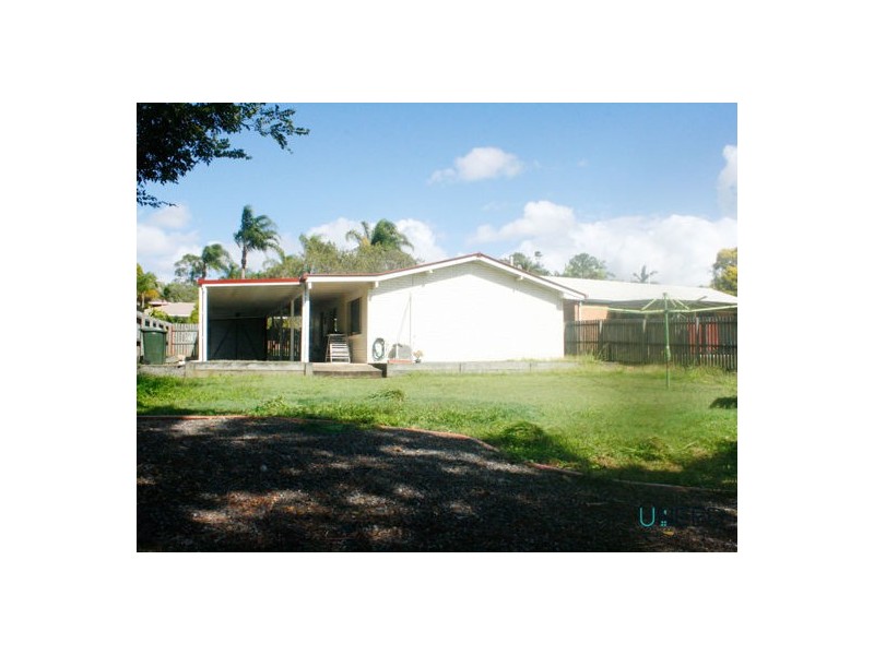 8 Headland Street, Sunnybank QLD 4109