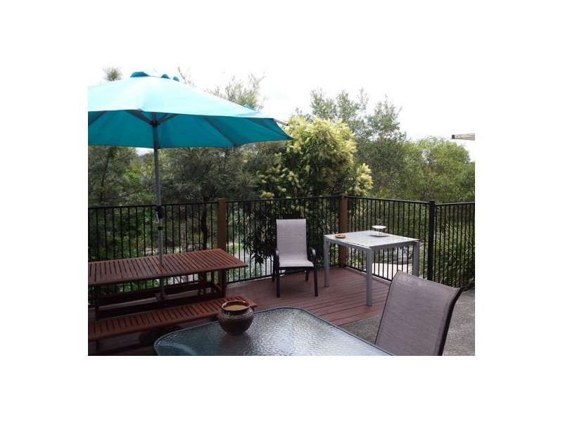 20/2 Sangster Cres, Pacific Pines QLD 4211