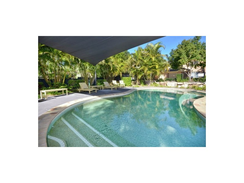 32/25 Hogan Place, Seventeen Mile Rocks QLD 4073
