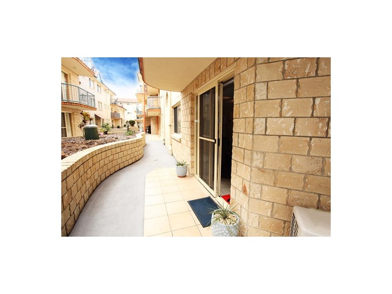 75 1-9 Gray Street, Tweed Heads West NSW 2485