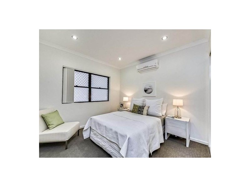 4 45 Hill Crescent, Carina Heights QLD 4152