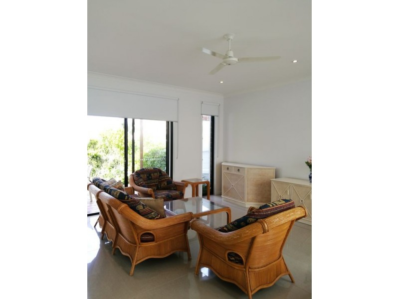 5/323 Bayview St, Hollywell QLD 4216