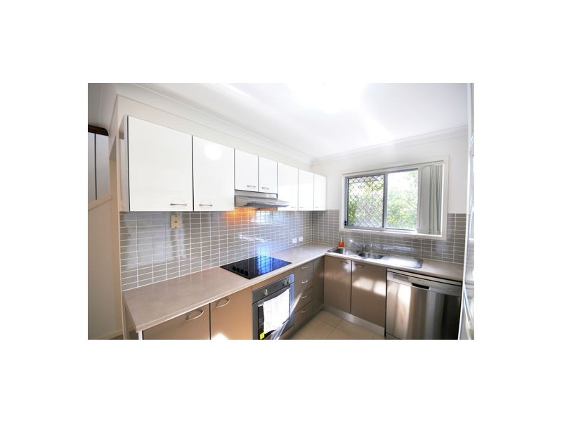 22 15 James Edward Street, Richlands QLD 4077