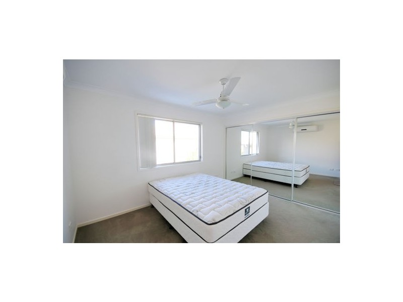 22 15 James Edward Street, Richlands QLD 4077