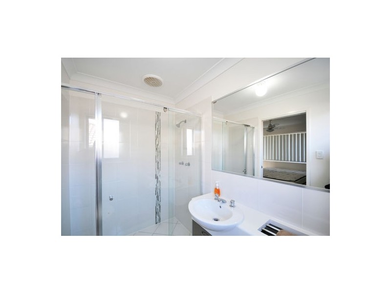 22 15 James Edward Street, Richlands QLD 4077