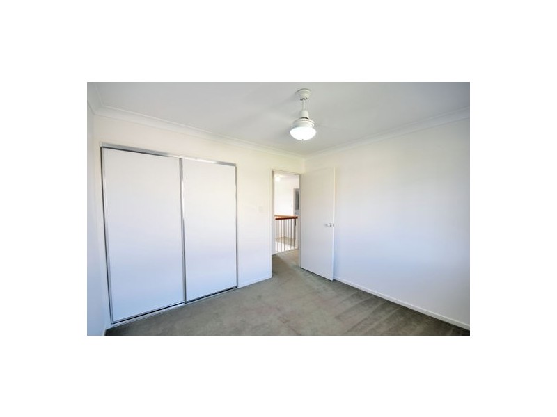 22 15 James Edward Street, Richlands QLD 4077