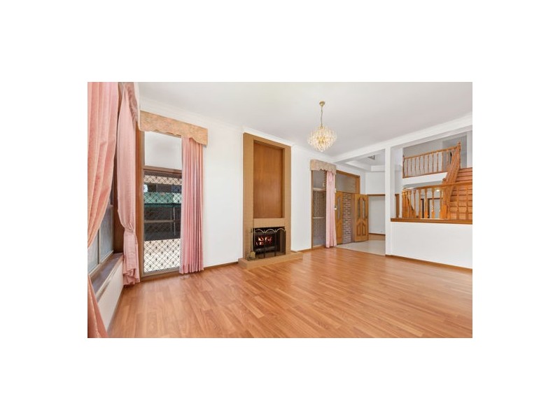 12 Casuarina Crescent, Calamvale QLD 4116