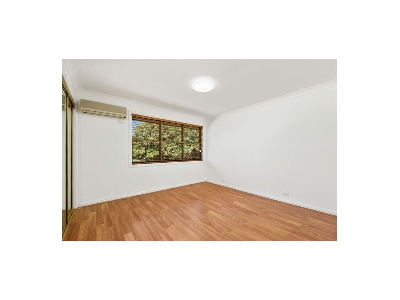 12 Casuarina Crescent, Calamvale QLD 4116