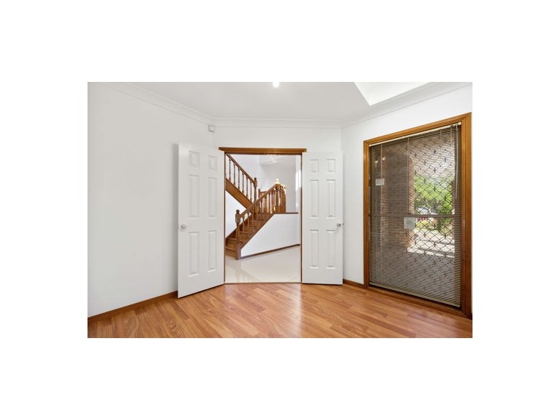 12 Casuarina Crescent, Calamvale QLD 4116