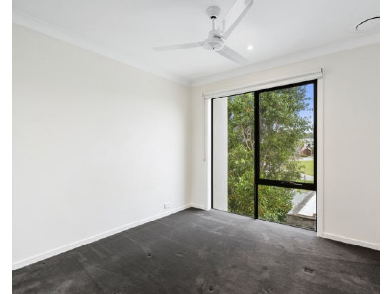 4 Doherty Drive, Pimpama QLD 4209