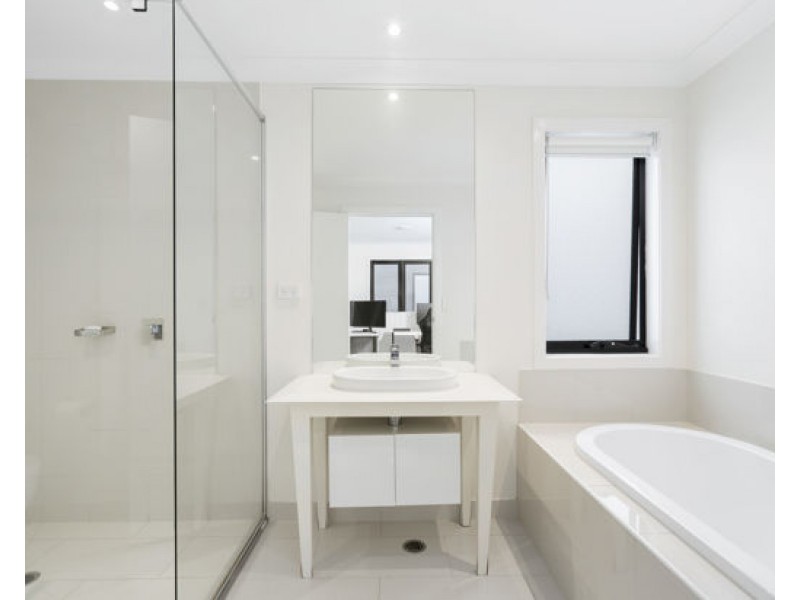 4 Doherty Drive, Pimpama QLD 4209