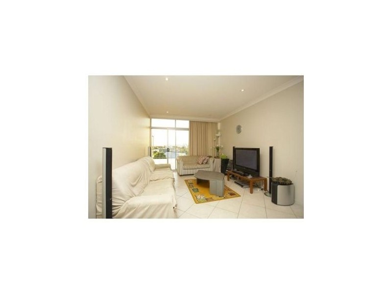 8 Ridge St, Greenslopes QLD 4120