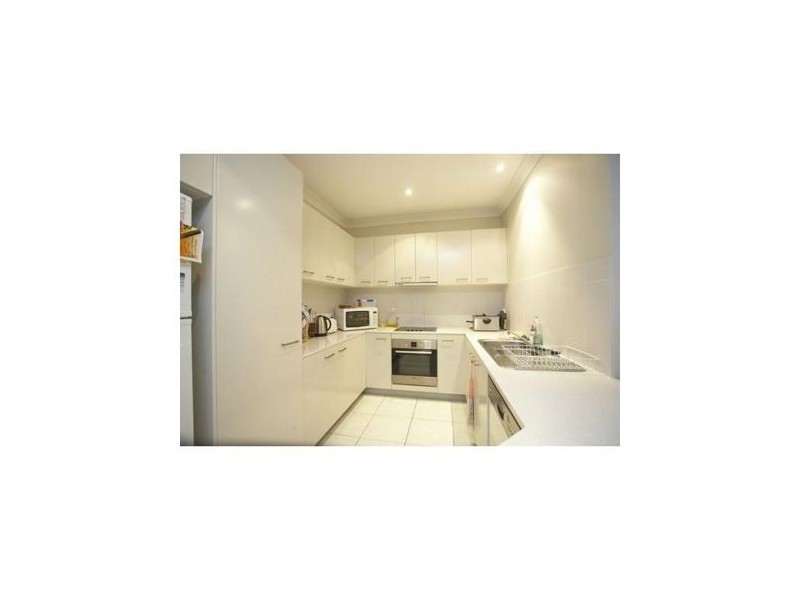 8 Ridge St, Greenslopes QLD 4120