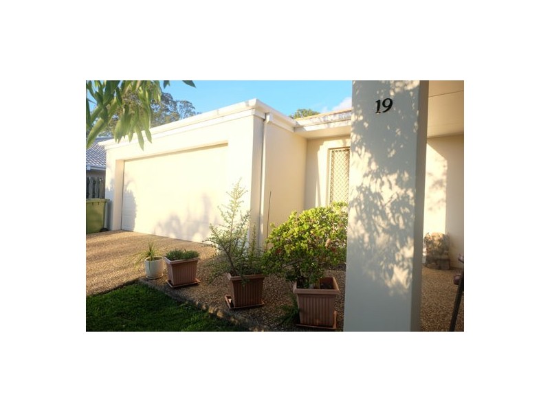 19/113-115 Arundel Drive, Arundel QLD 4214