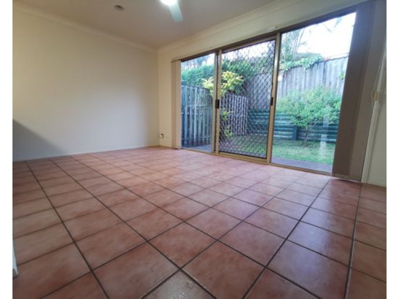 44/8 manor street, Eight Mile Plains QLD 4113