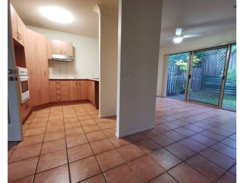 44/8 manor street, Eight Mile Plains QLD 4113