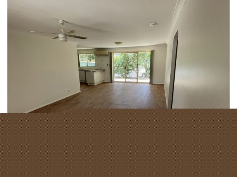 2/27 Fortune Street, Coomera QLD 4209