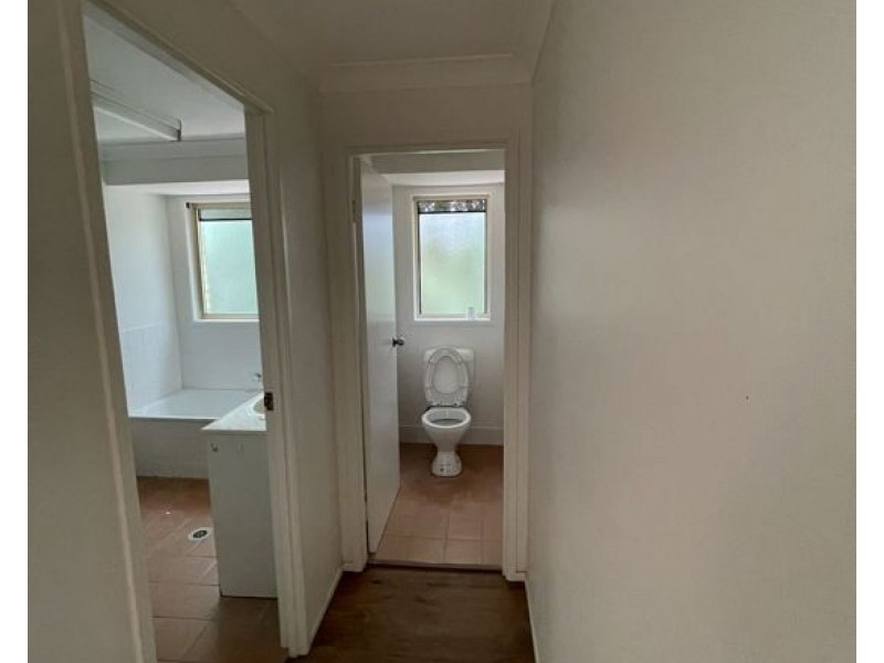 2/27 Fortune Street, Coomera QLD 4209