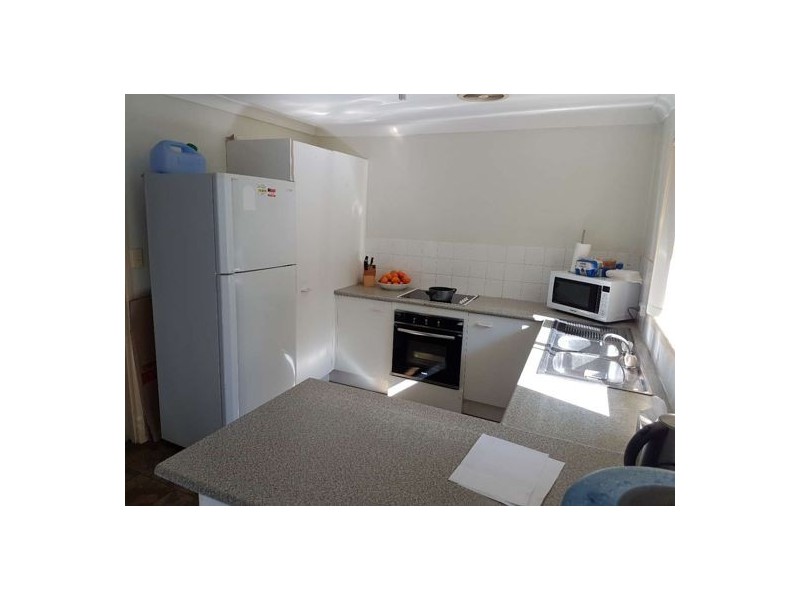 2 27 Fortune street, Coomera QLD 4209