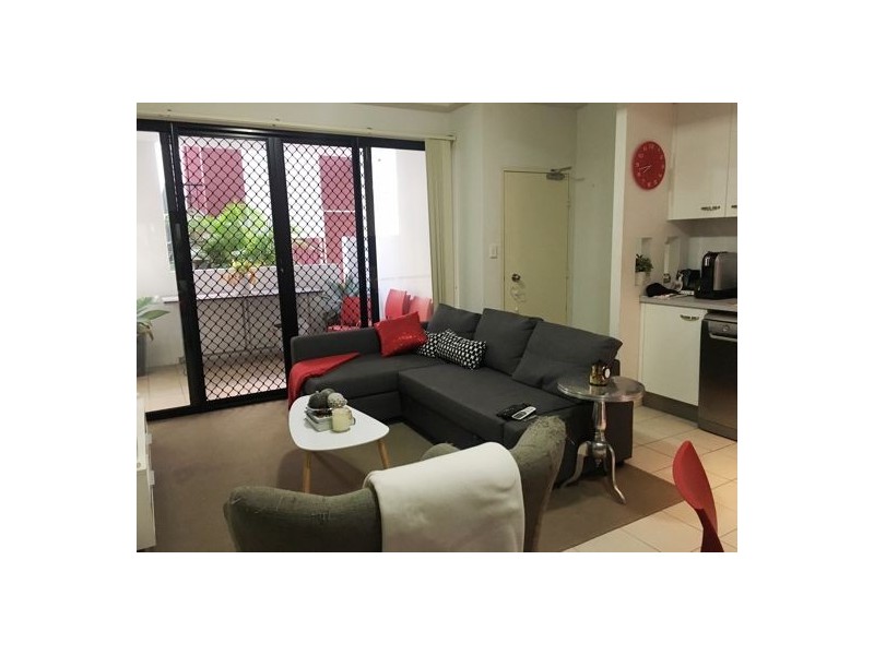 65 Berwick St, Fortitude Valley QLD 4006
