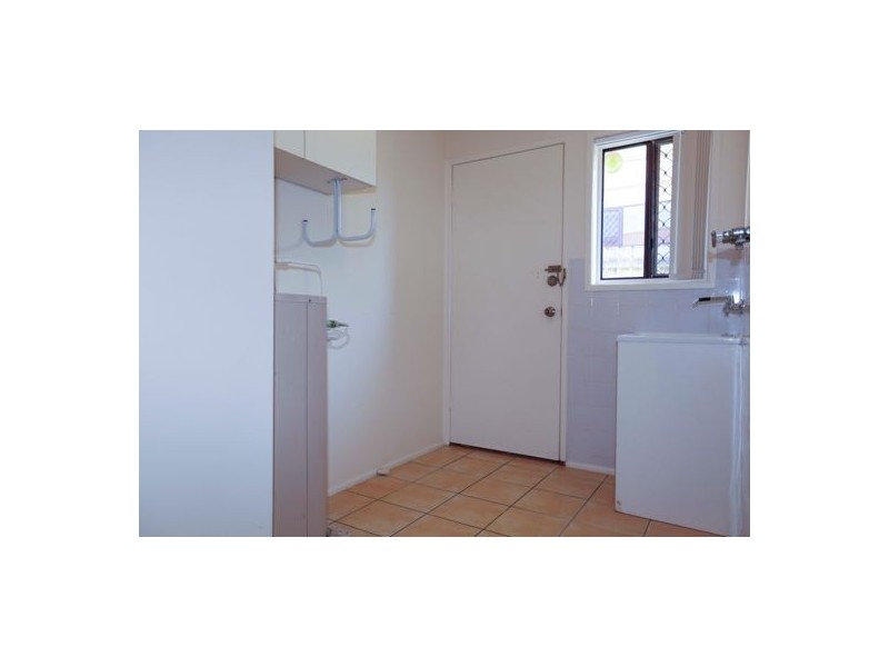 8 Headland Street, Sunnybank QLD 4109