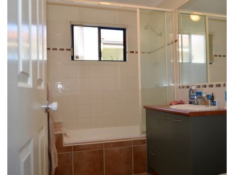 28/1158 Cavendish Road, Mount Gravatt East QLD 4122