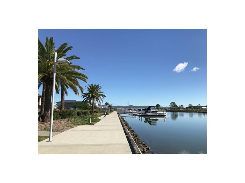 3 47-51 Grant Ave, Hope Island QLD 4212