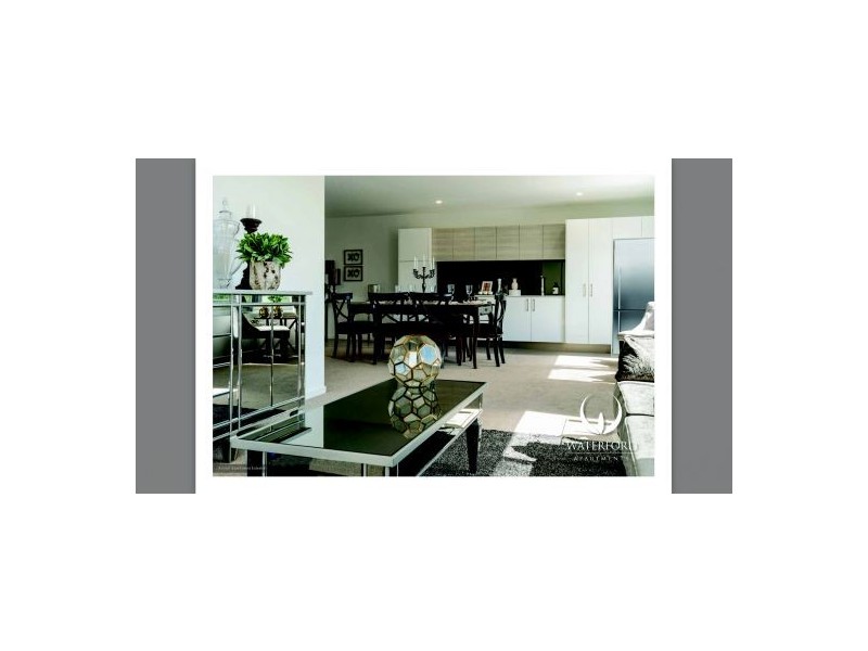 5 Waterford Court, Bundall QLD 4217