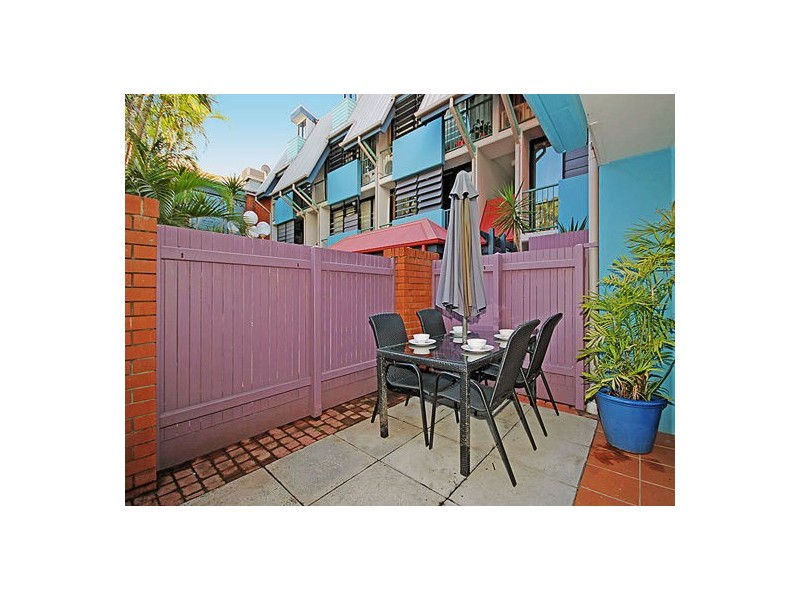 19/19 Agnes Street, Fortitude Valley QLD 4006