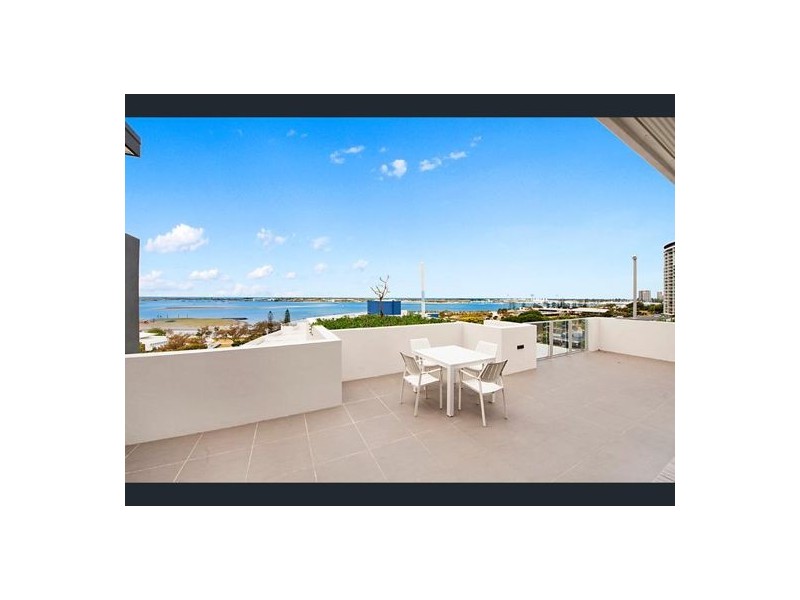 605/11-15 Norman Street, Southport QLD 4215