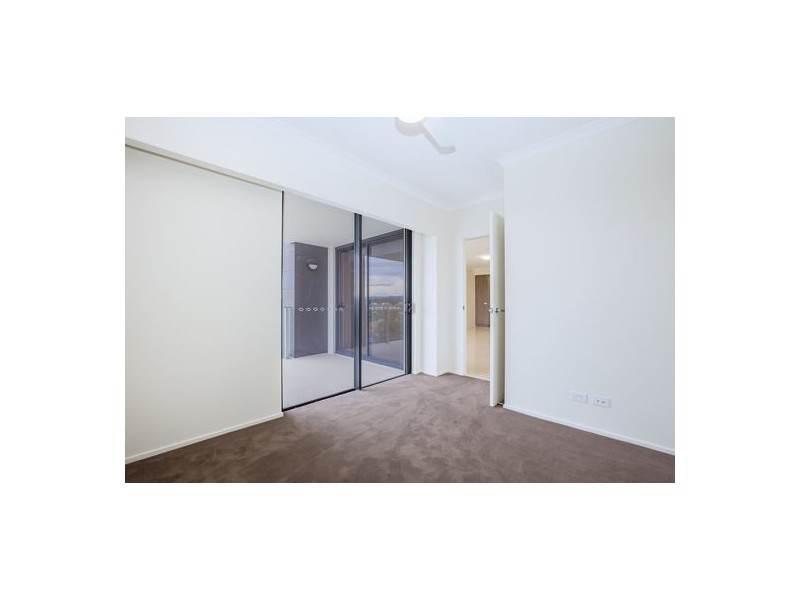 605/11-15 Norman Street, Southport QLD 4215