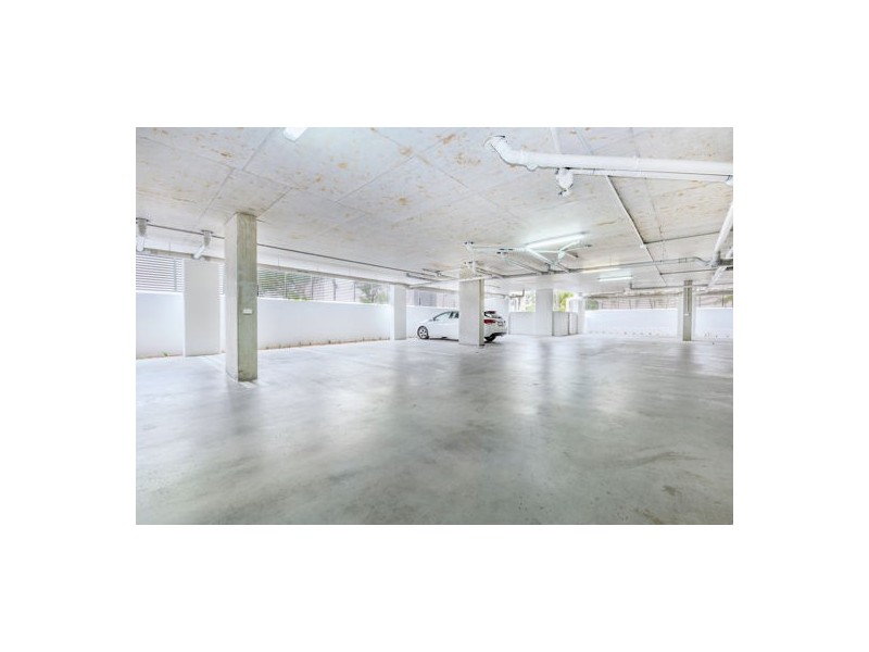 201/11-15 Norman Street, Southport QLD 4215