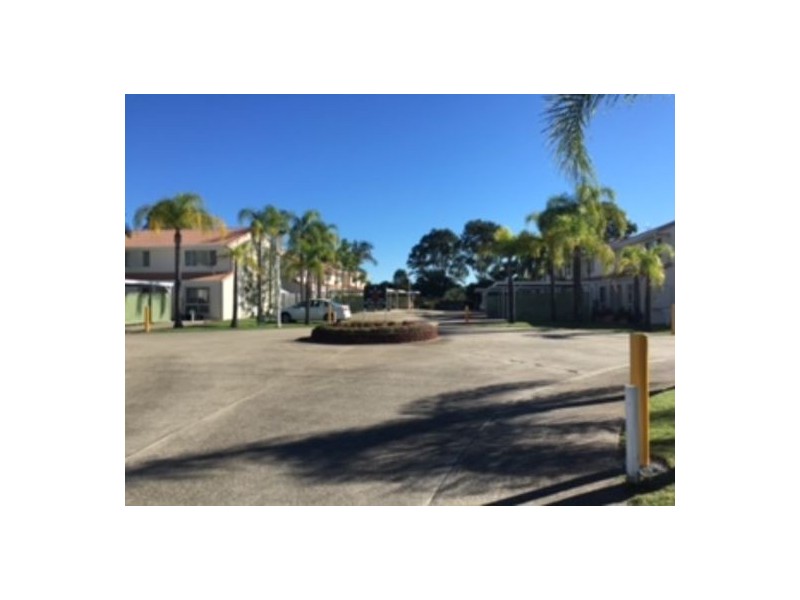 35/125 Pappas Way, Carrara QLD 4211