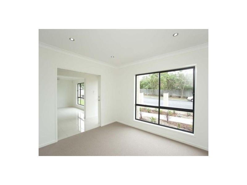 84 Holmead Road, Eight Mile Plains QLD 4113