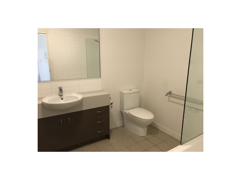 231 26 Edward Street, Caboolture QLD 4510