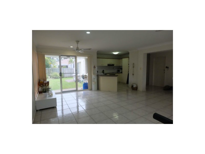 36/113-115 Arundel Dr, Arundel QLD 4214