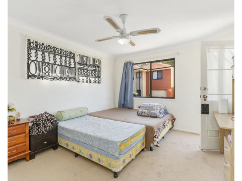 2/1158 Cavendish Road, Mount Gravatt East QLD 4122
