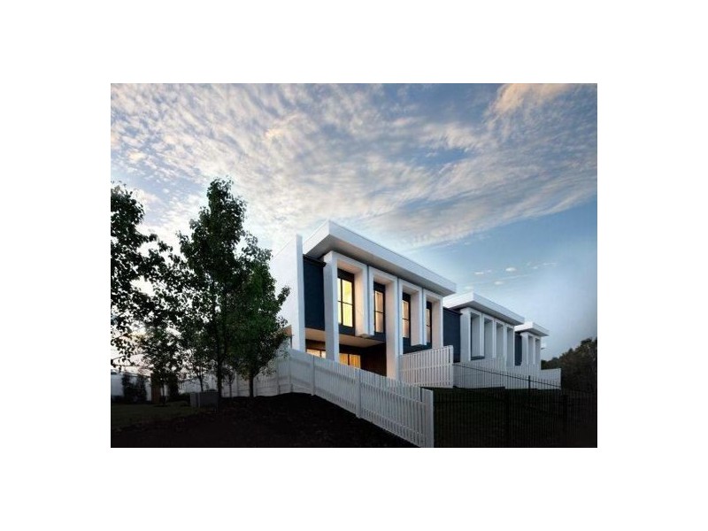 160 North Hill Drive, Robina QLD 4226