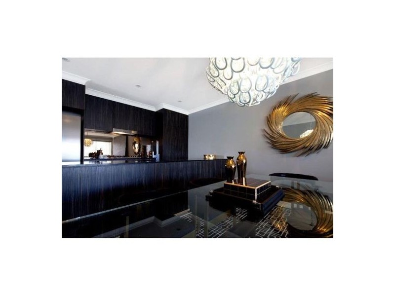 160 North Hill Drive, Robina QLD 4226