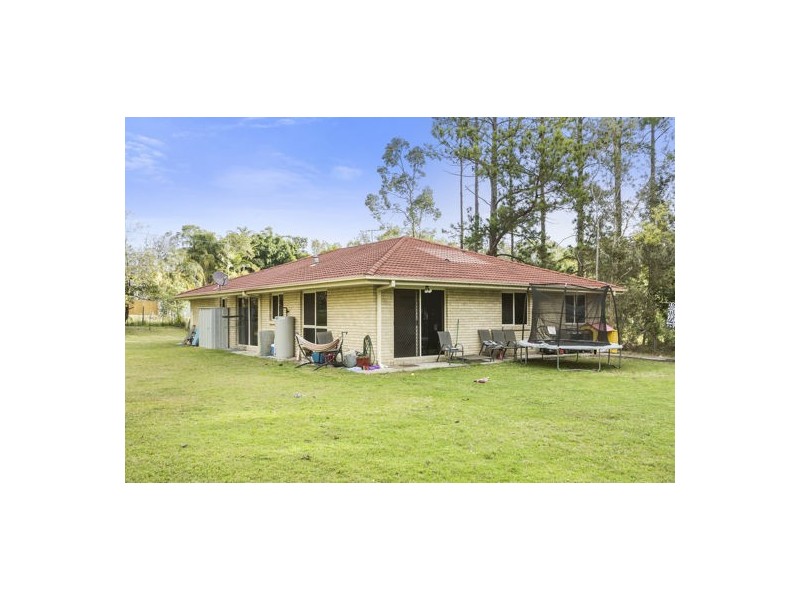 218 Park Ridge Rd, Park Ridge QLD 4125