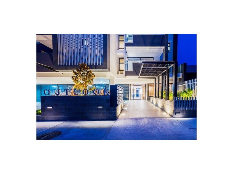 404 11-15 Norman Street, Southport QLD 4215