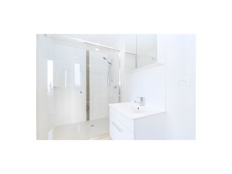 404 11-15 Norman Street, Southport QLD 4215