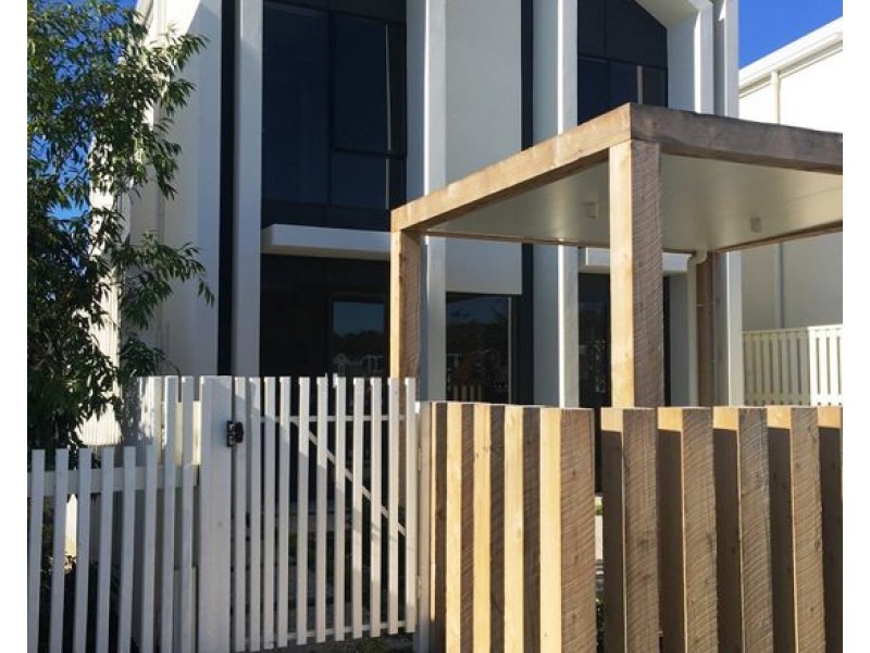 7 FANNON COURT, Pimpama QLD 4209