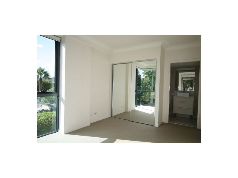 Burleigh Waters QLD 4220